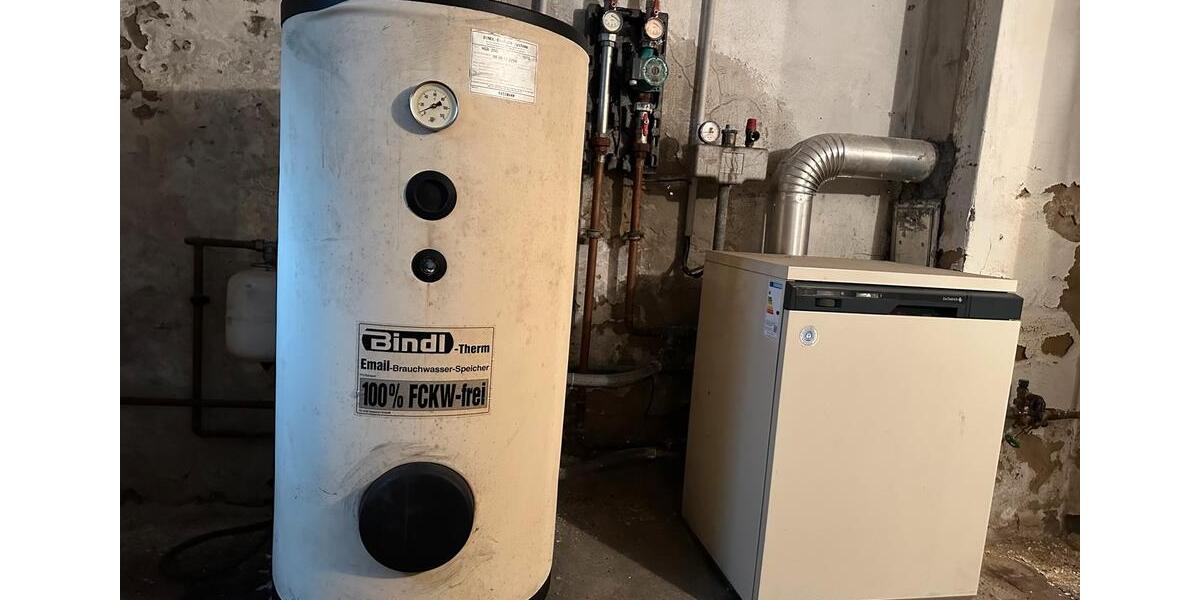 Mehrfamilienhaus, Wohnhaus Crimmitschau - 13 Zimmer, 240 m&sup2;, 48.000&euro; | Angebot:25961759