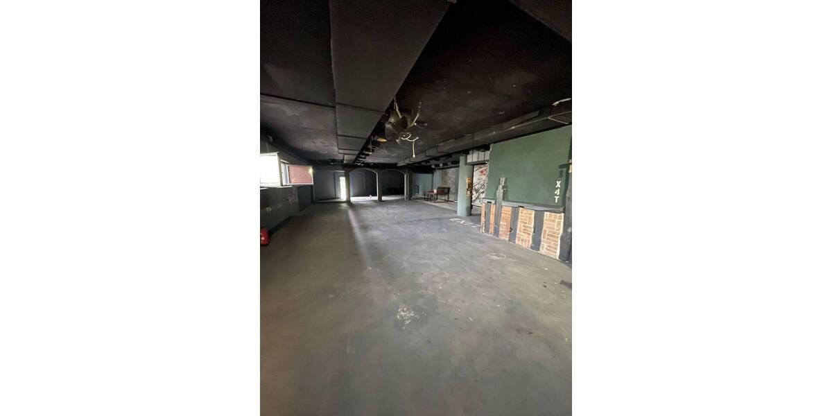 ehemalige Event-Location im Fachmarktzentrum am Floßgraben ca. 229 m² zimmer