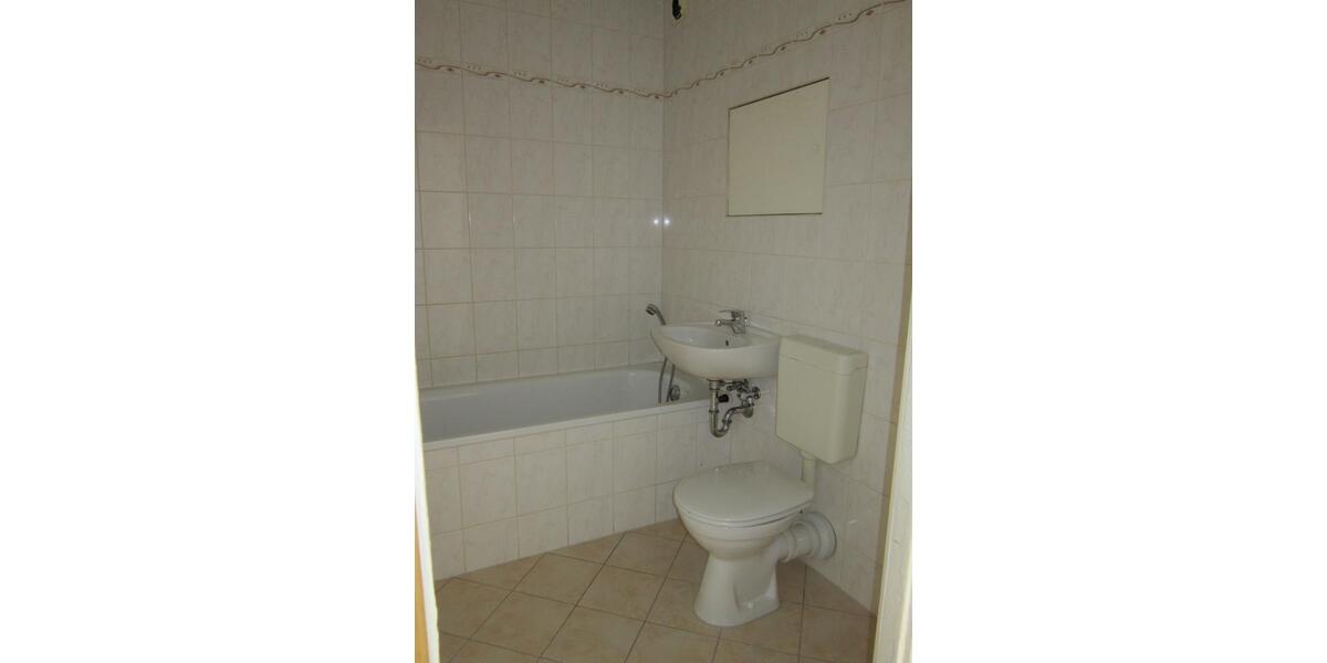 Etagenwohnung Crimmitschau - 1 Zimmer, 41 m&sup2;, 281&euro; | Angebot:15802013