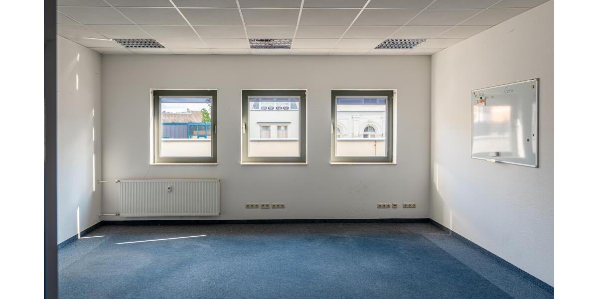 3. OG - Gewerbe im Herzen von Gera! Moderne Büroräume! ca. 403 m² zuzüglich Terrasse - Gewerbeobjekt Gera Debschwitz | Angebot:26890611