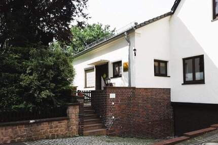 Gewerbeobjekt Meerane - 5 Zimmer, 110 m&sup2;, 595&euro; | Angebot:24967174