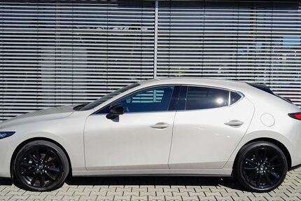 Mazda 3 8.575 km 26.495 &euro; Gera 07546