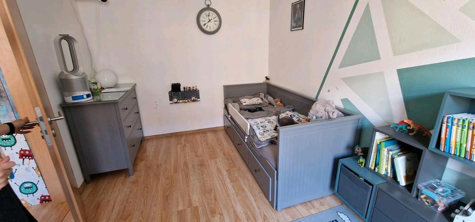 Dachgeschoßwohnung Gera - 3 Zimmer, 83 m&sup2;, 800&euro; | Angebot:26451510