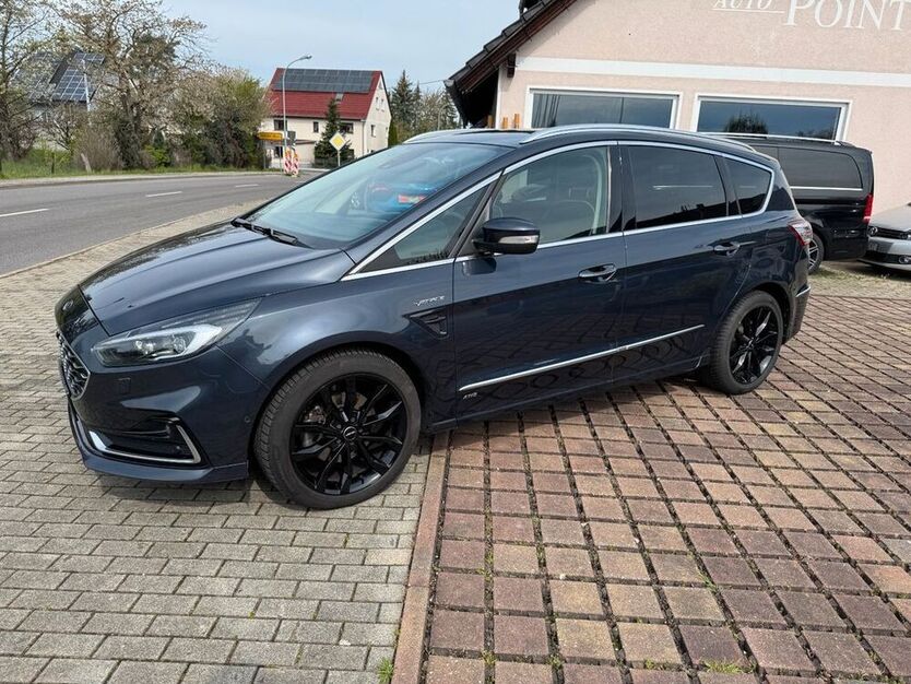 S-Max