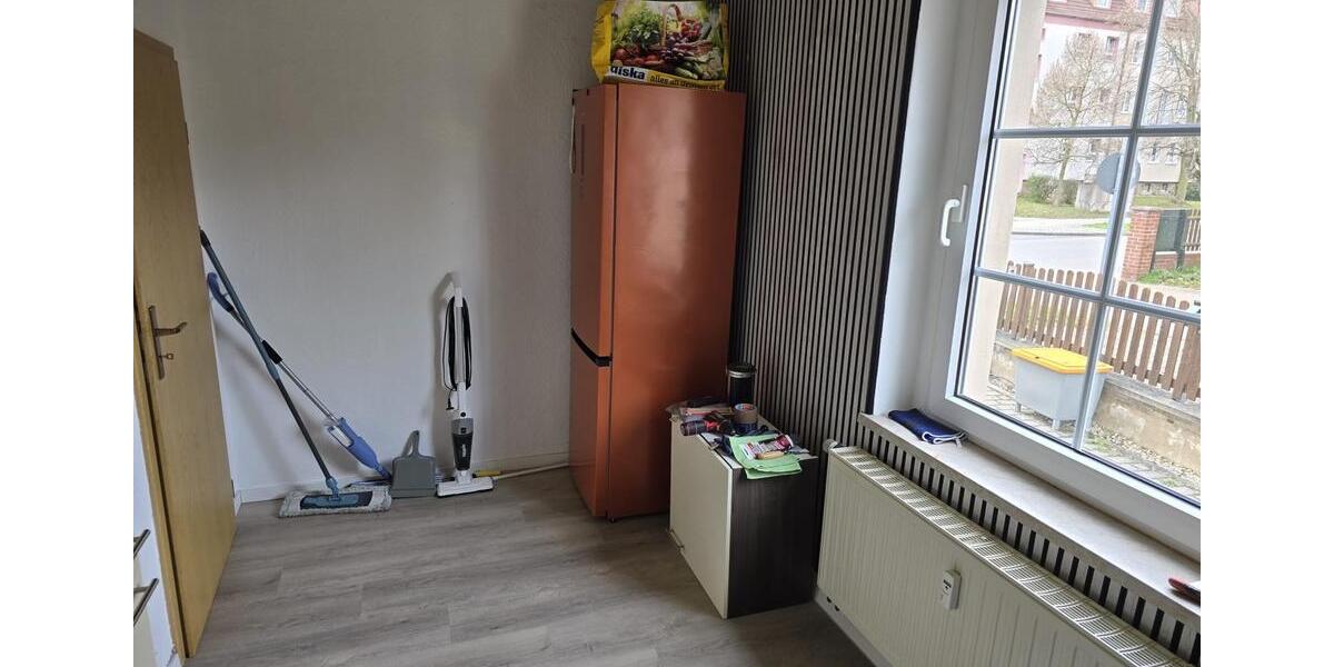 Hochparterre Ronneburg - 2 Zimmer, 42 m&sup2;, 250&euro; | Angebot:25999084