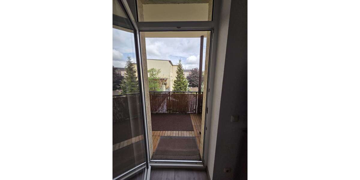 Etagenwohnung Gera - 4 Zimmer, 104 m&sup2;, 620&euro; | Angebot:26759075