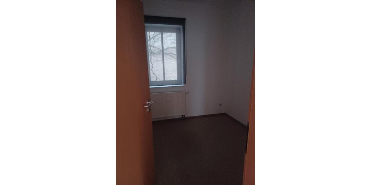 Etagenwohnung Altenburg - 2 Zimmer, 45 m&sup2;, 320&euro; | Angebot:26699996