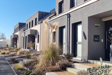 Sparen Sie bis zu 30% Energiekosten Neubau RH Whg. in Crimmitschau, Bebelstraße inkl. Kaminofen 4.5 zimmer