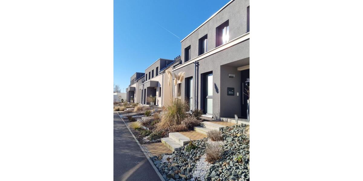 Sparen Sie bis zu 30% Energiekosten Neubau RH Whg. in Crimmitschau, Bebelstraße inkl. Kaminofen 4.5 zimmer