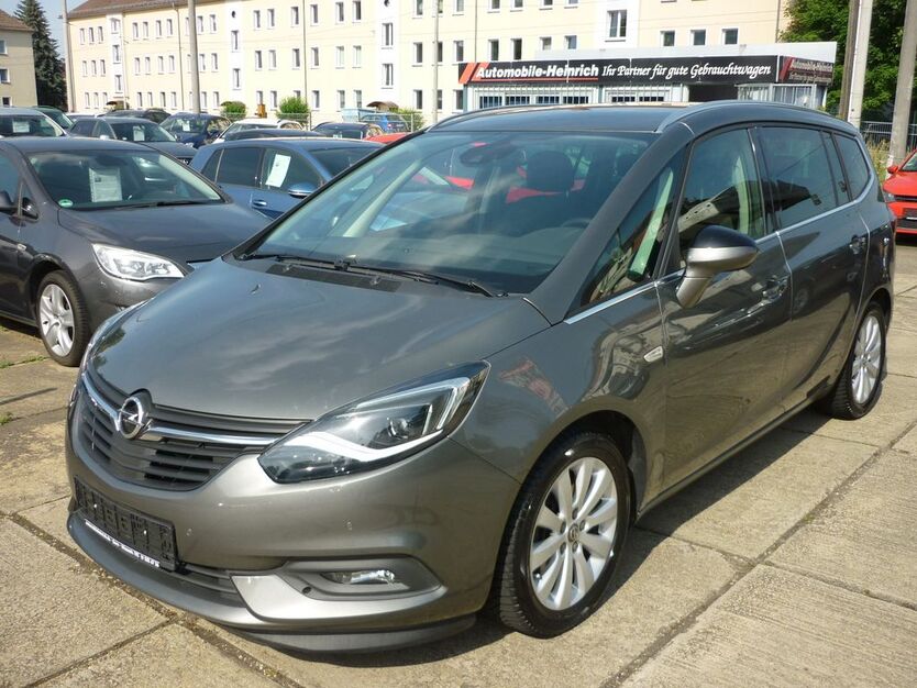 Opel Zafira 158.000 km 11.900 € Gera 07548