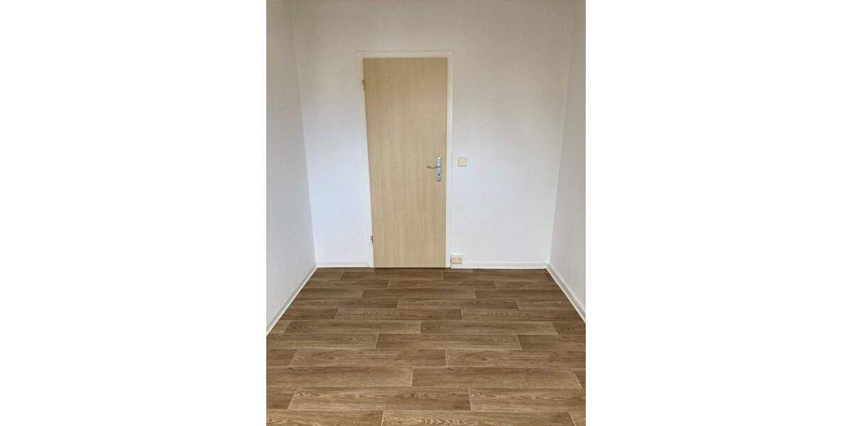 Familienfreundliches Zuhause im Dachgeschoss mit Aufzug sucht Nachmieter. 3 zimmer