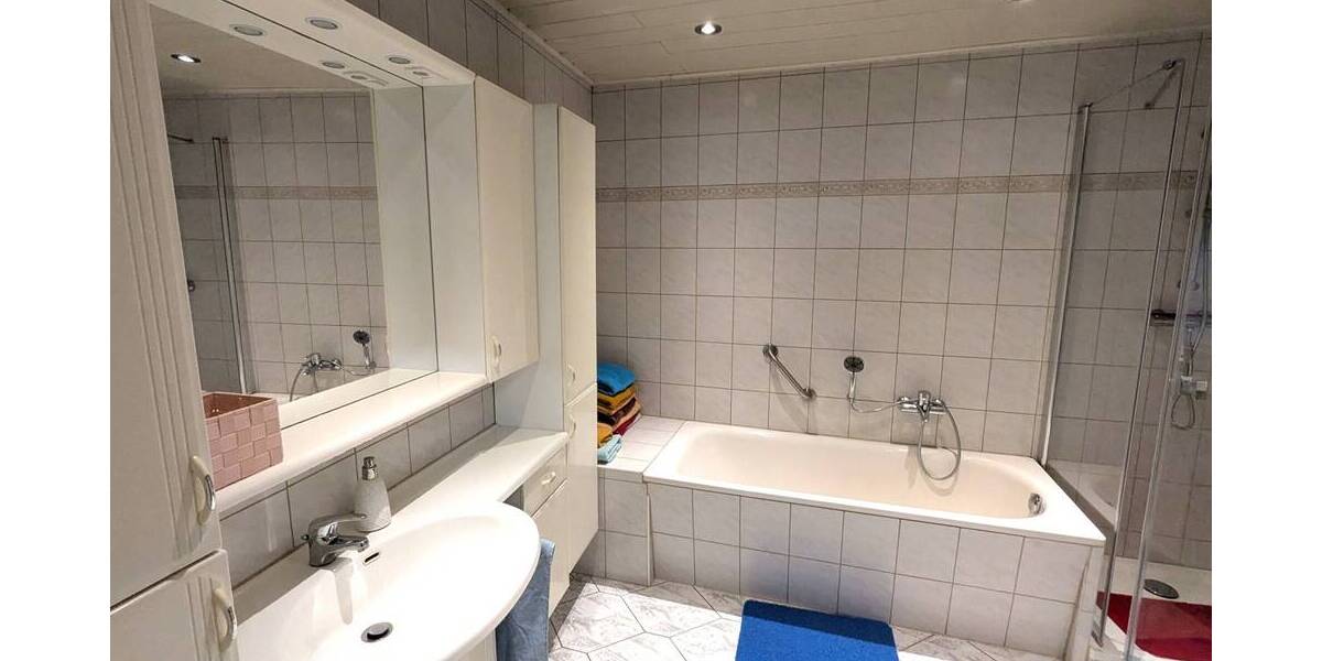 Mehrfamilienhaus, Wohnhaus Eisenberg - 4 Zimmer, 143 m&sup2;, 99.000&euro; | Angebot:25741019