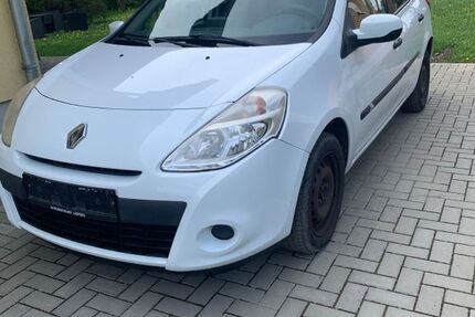 Renault Clio 108.900 km 2.600 &euro; Schönberg 08539