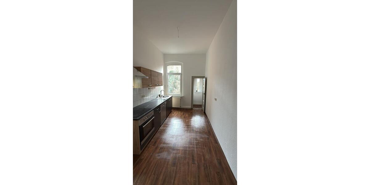 Etagenwohnung Greiz - 3 Zimmer, 103 m&sup2;, 540&euro; | Angebot:25908191
