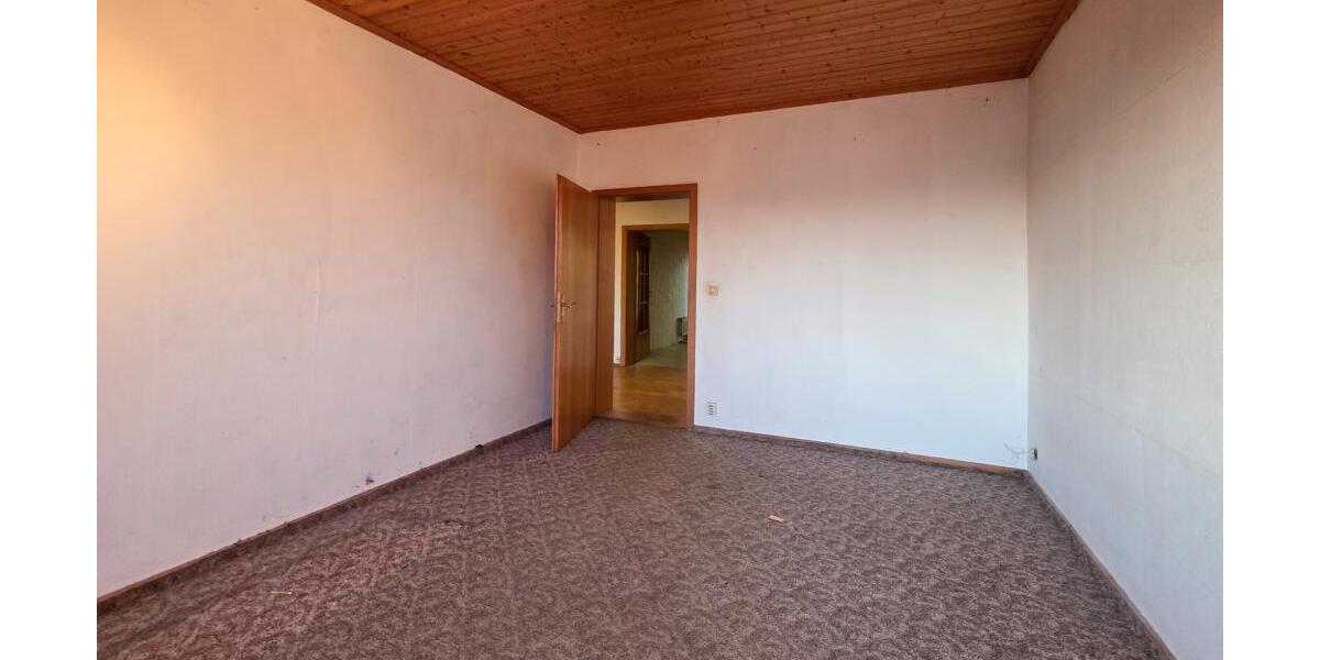 Ihr neues Zuhause in Gera? Ruhig gelegenes Einfamilienhaus mit viel Potenzial – provisionsfrei! - Einfamilienhaus Gera Leumnitz | Angebot:27212498