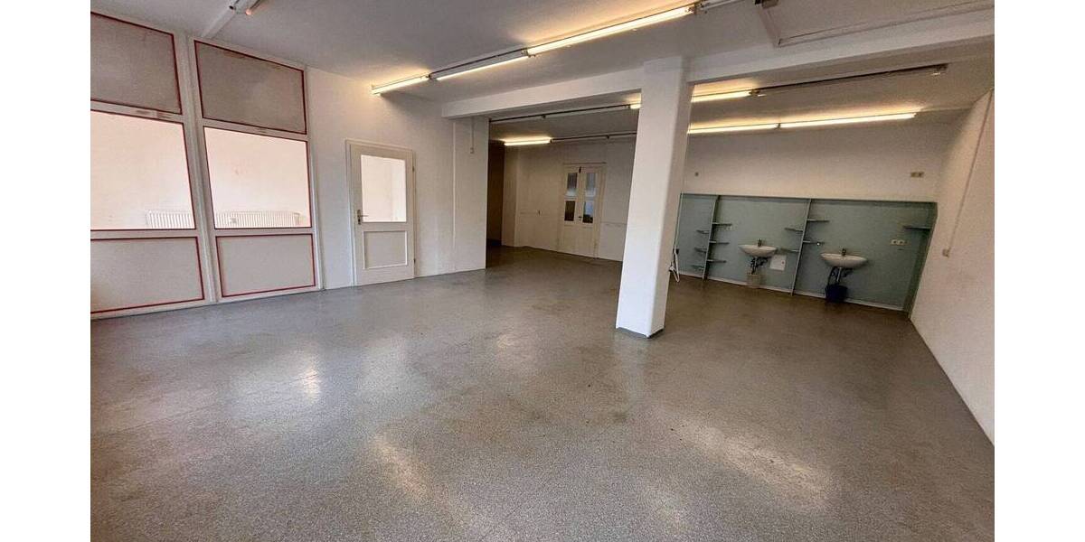 Gewerbeobjekt Gera Innenstadt - 2 Zimmer, 90 m&sup2;, 297&euro; | Angebot:25731852