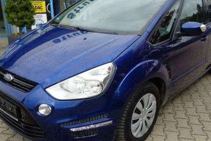 Ford S-Max 185.590 km 5.900 &euro; Triptis 07819
