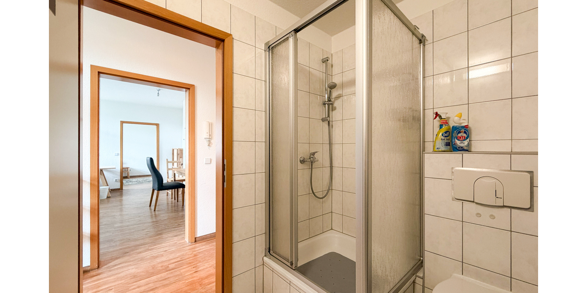 Mit Aufzug! Schicke 2 Raum Wohnung mit Dusche und Wanne im Zentrum von Gera. - Dachgeschoßwohnung Gera Ostviertel | Angebot:26630906