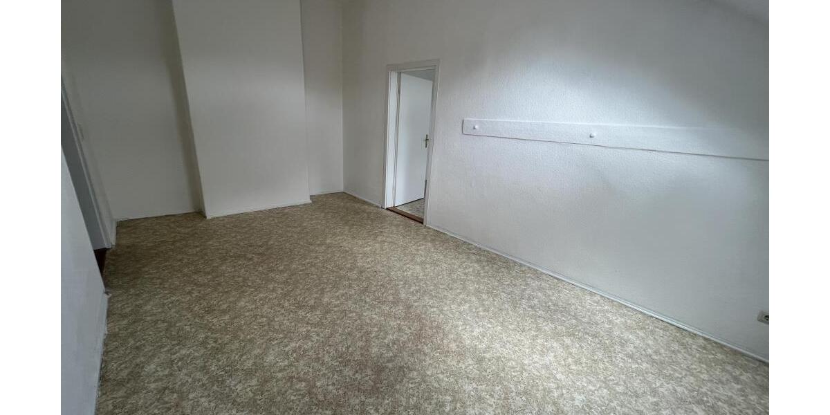 Mit Einbauküche! Preiswerte 2 DG-Zimmer Wohnung im Zentrum von Weida! - Dachgeschoßwohnung Weida Liebsdorf | Angebot:26146311