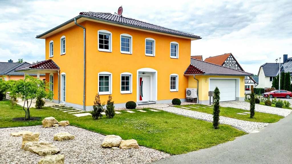 Einfamilienhaus Altenburg - 5 Zimmer, 150 m&sup2;, 1.550&euro; | Angebot:27666012