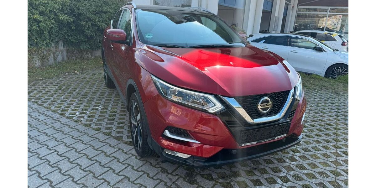 Nissan Qashqai 56.600 km 19.890 &euro; Altenburg 04600