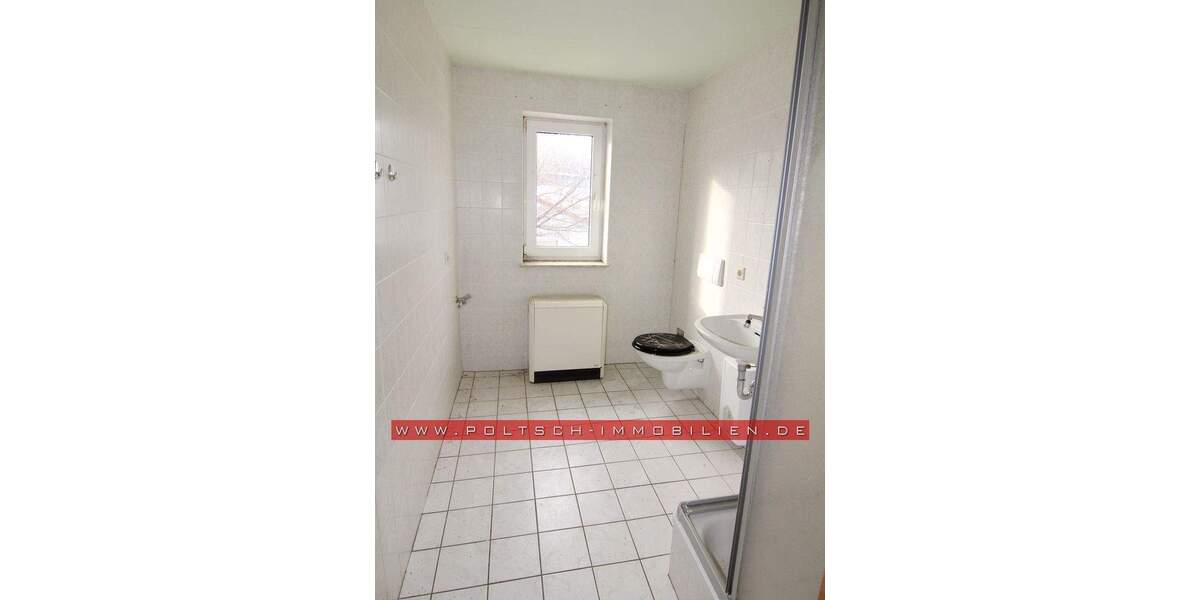 Etagenwohnung Weida - 2 Zimmer, 60 m&sup2;, 29.000&euro; | Angebot:25072231