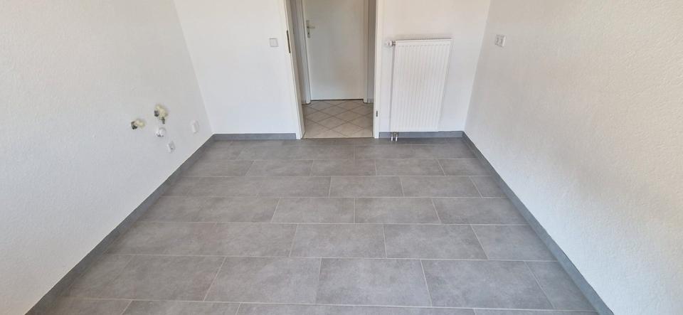 Dachgeschoßwohnung Gößnitz - 5 Zimmer, 98 m&sup2;, 585&euro; | Angebot:26479812