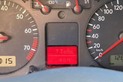 VW Golf 126.564 km 2.399 € Meuselwitz 04610