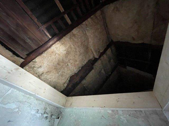 Mehrfamilienhaus, Wohnhaus Teuchern - 1 Zimmer, 280 m&sup2;, 35.000&euro; | Angebot:26450191