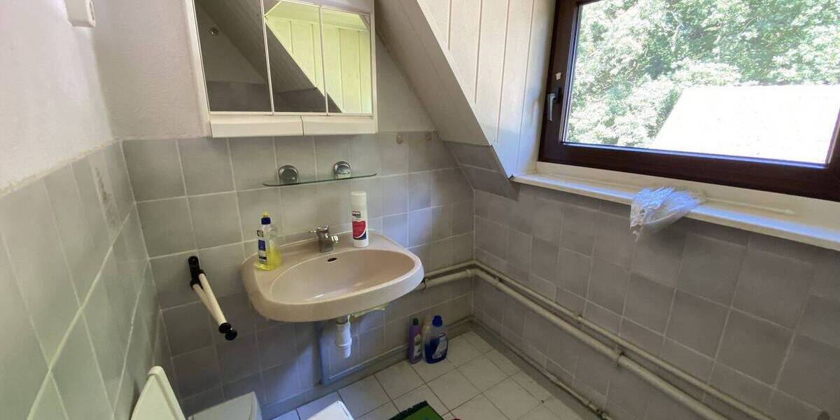 Doppelhaushälfte Mertendorf - 4 Zimmer, 80 m&sup2;, 69.000&euro; | Angebot:25834955