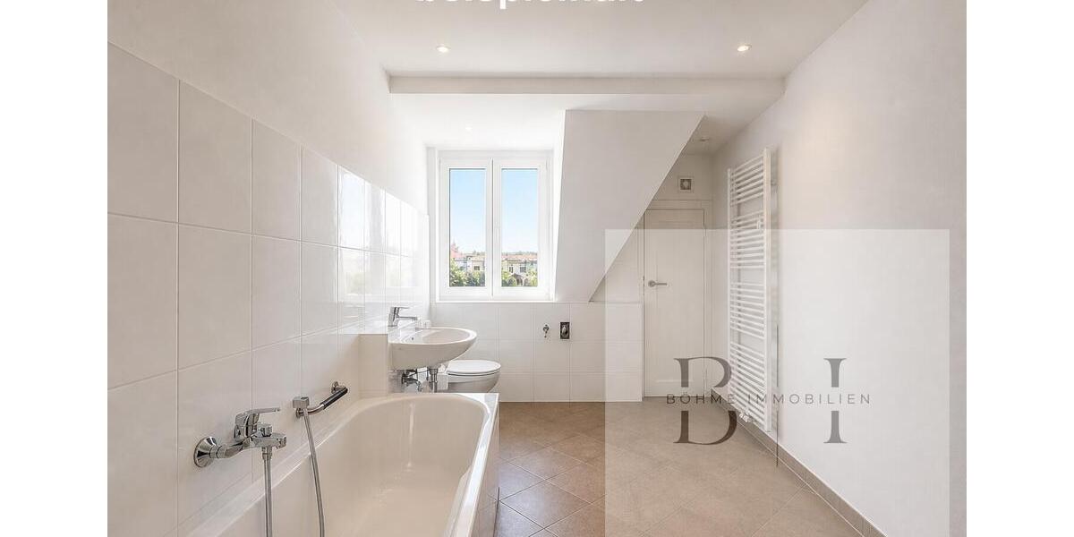 Dachgeschoßwohnung Gera Debschwitz - 3 Zimmer, 85 m&sup2;, 640&euro; | Angebot:26531426