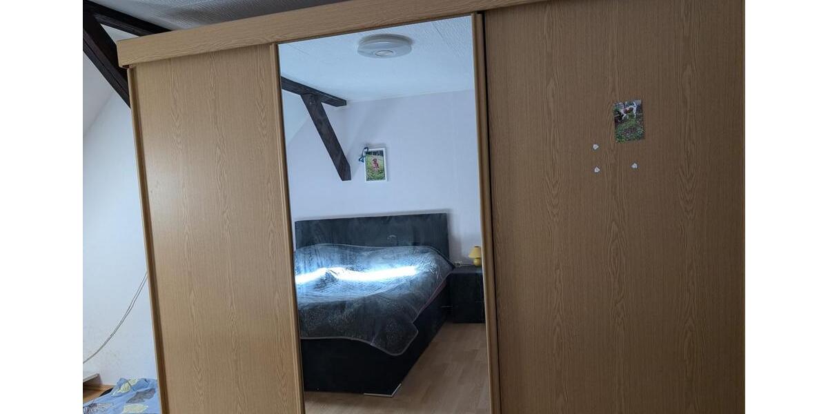 Dachgeschoßwohnung Rositz - 2 Zimmer, 62 m&sup2;, 300&euro; | Angebot:26634620