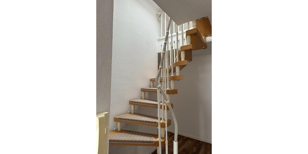 Etagenwohnung Bad Klosterlausnitz - 3 Zimmer, 67 m&sup2;, 129.000&euro; | Angebot:25238304