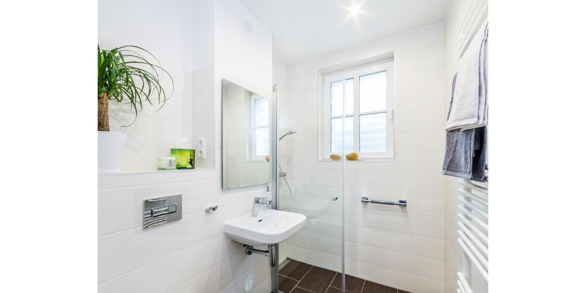 Erdgeschoßwohnung Gera - 3 Zimmer, 65 m&sup2;, 455&euro; | Angebot:12320173