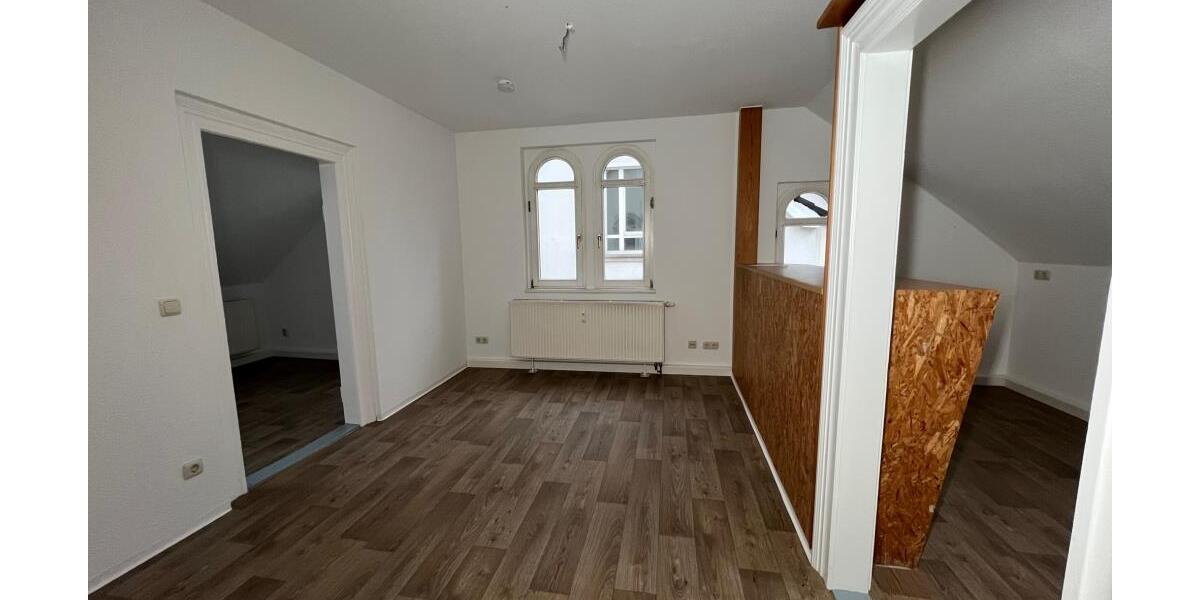 Gemütliche 3 Raum DG Wohnung mit Garten am Haus - unterhalb der Osterburg! - Dachgeschoßwohnung Weida Liebsdorf | Angebot:26146312