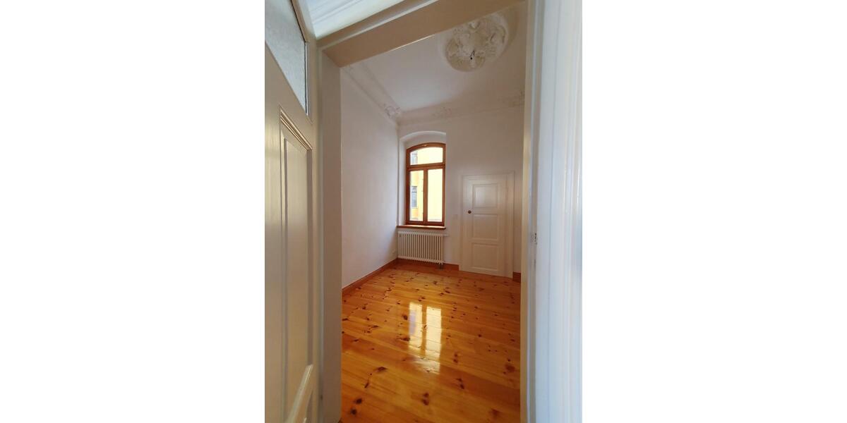 Etagenwohnung Greiz - 2 Zimmer, 48 m&sup2;, 349&euro; | Angebot:26702632