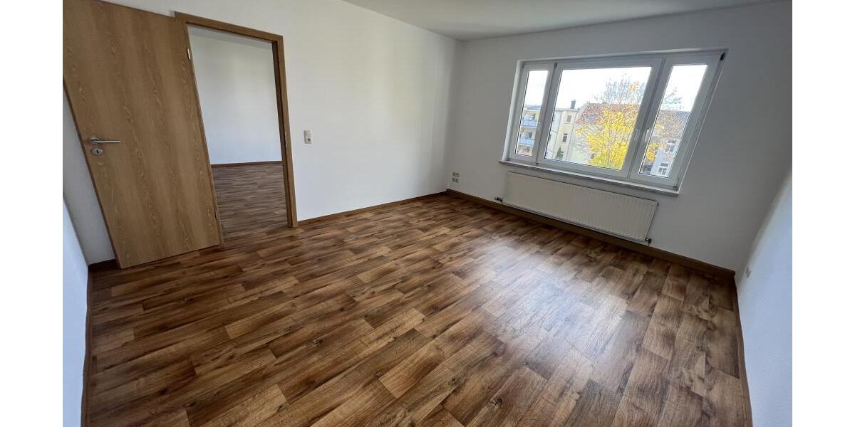 Schicke 3-Raum Wohnung mit modernem Bad, Balkon und Gartennutzung in ruhiger Anliegerstraße! - Etagenwohnung Gera Ostviertel | Angebot:26336738