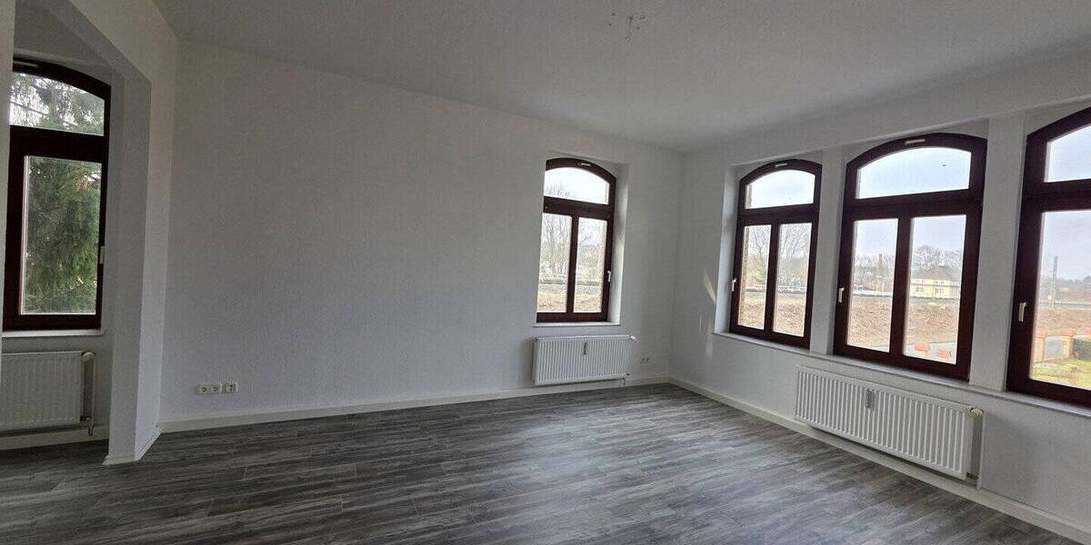 Etagenwohnung CRIMMITSCHAU Crimmitschau - 2 Zimmer, 56 m&sup2;, 392&euro; | Angebot:26236525