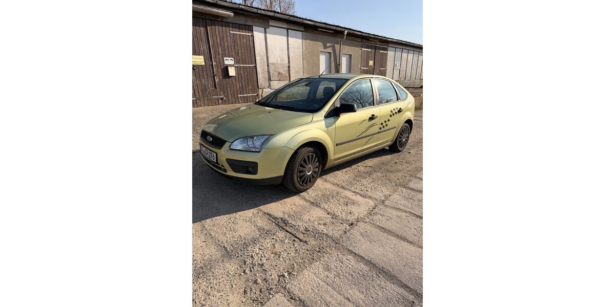 Ford Focus 165.000 km 2.950 &euro; Gera 07545