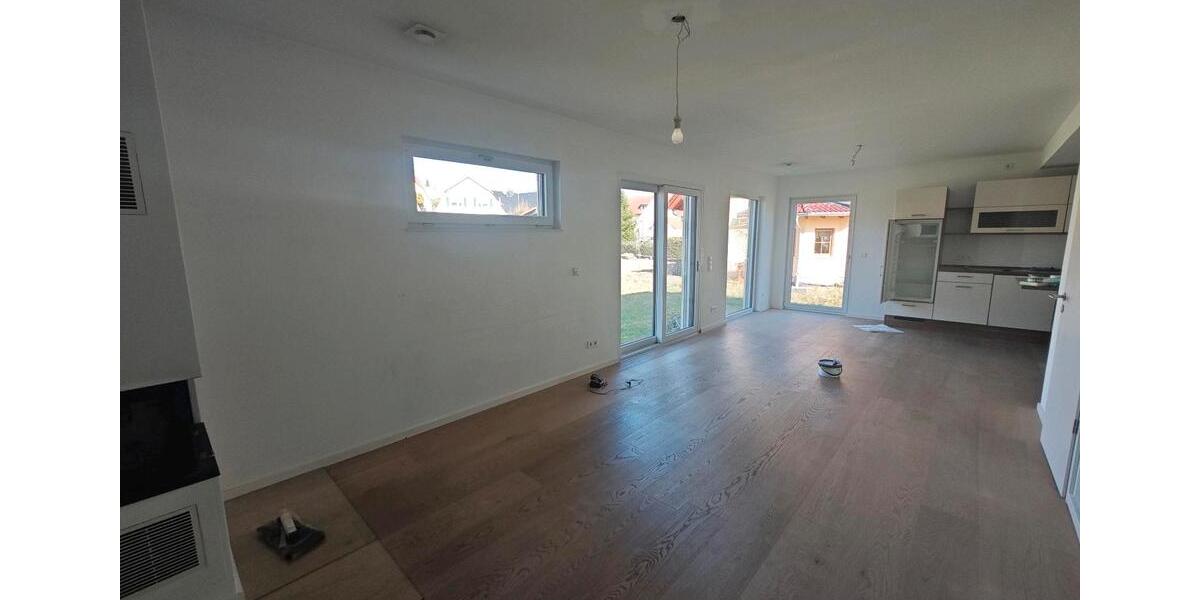 Einfamilienhaus Rositz - 3 Zimmer, 108 m&sup2;, 300.000&euro; | Angebot:26180419
