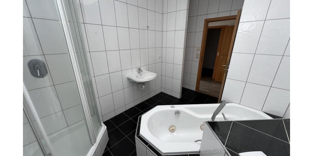 Was für ein Ausblick! 4 Raum Dachgeschoss-Wohnung mit Terrasse! - Etagenwohnung Gera | Angebot:26348904