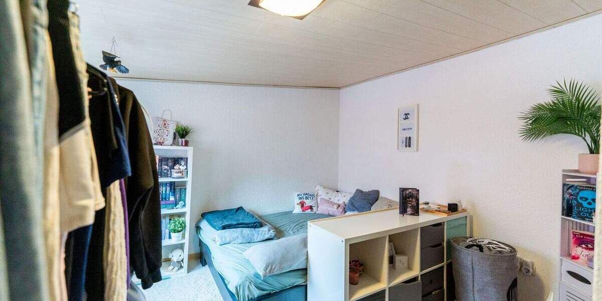 Reihenmittelhaus Stadtroda - 5 Zimmer, 115 m&sup2;, 99.000&euro; | Angebot:25851381