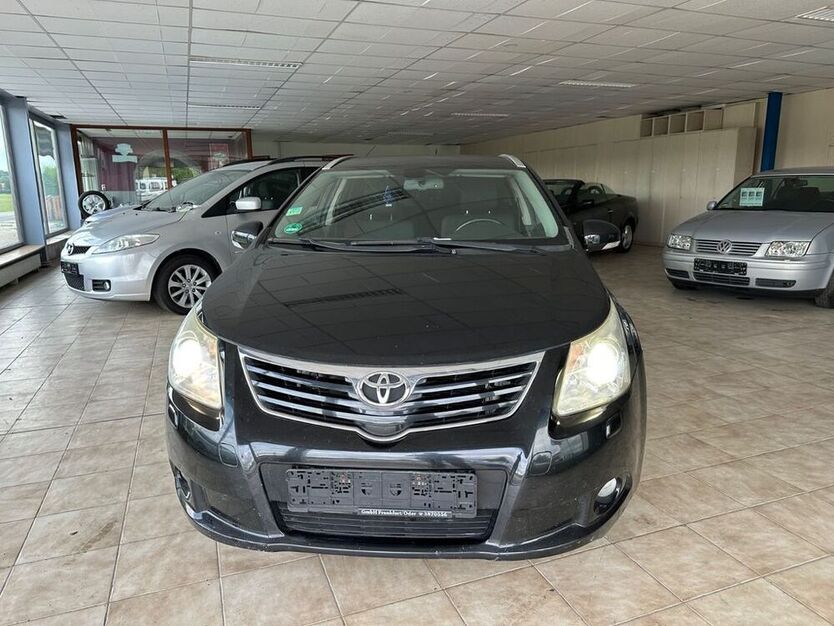 Avensis