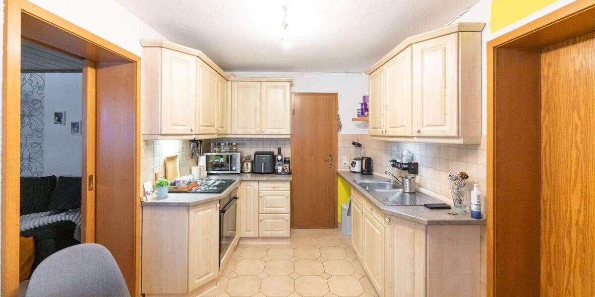 Reihenmittelhaus Stadtroda - 5 Zimmer, 115 m&sup2;, 99.000&euro; | Angebot:25851381