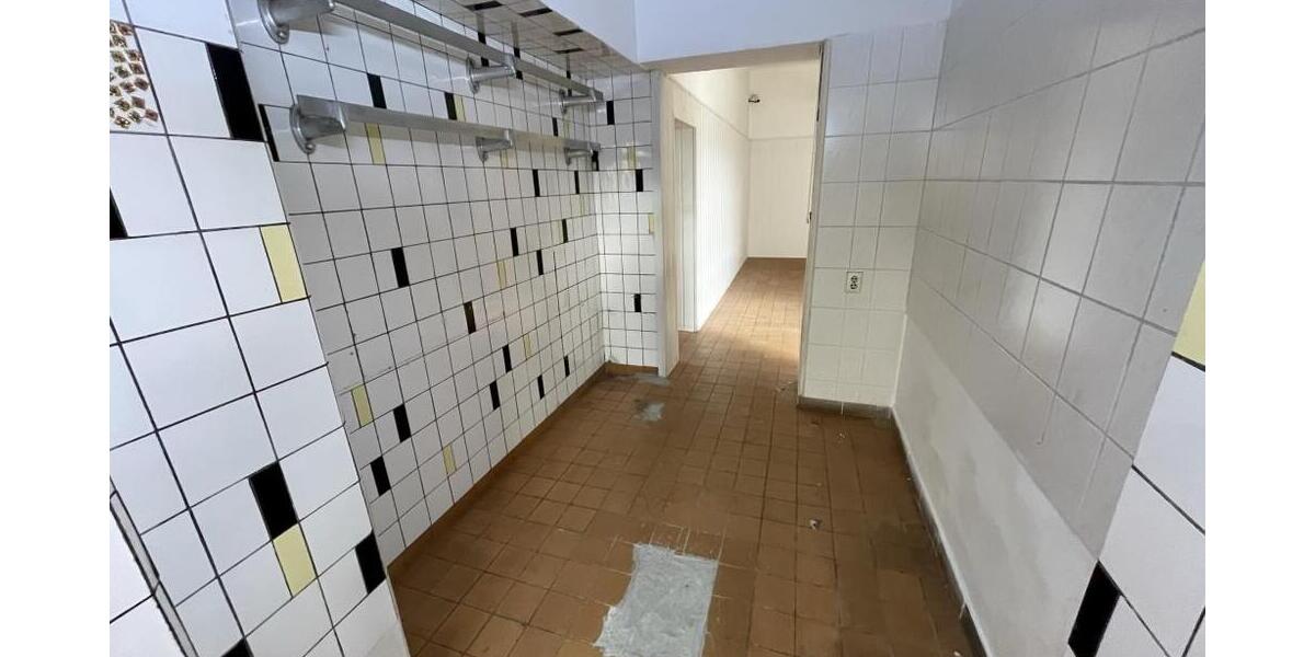 Schnäppchen! Großes Ladenlokal als Einzelhandel, Praxis oder Büro in Gera-Debschwitz zu vermieten ! - Gewerbeobjekt Gera Debschwitz | Angebot:26384349