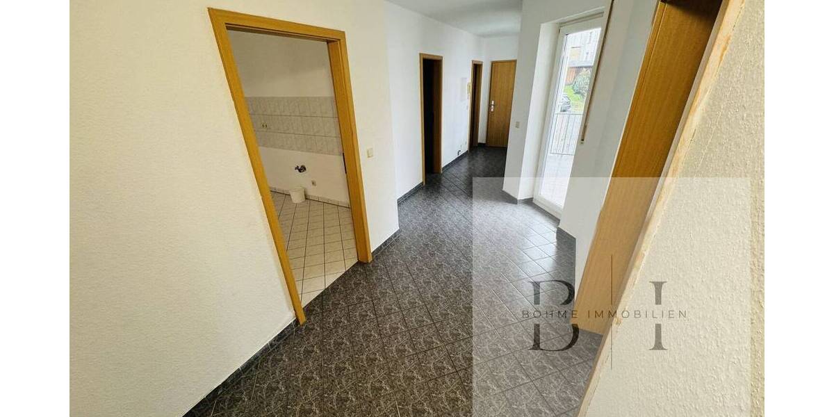 Etagenwohnung Gera Ostviertel - 3 Zimmer, 104 m&sup2;, 89.000&euro; | Angebot:26202172