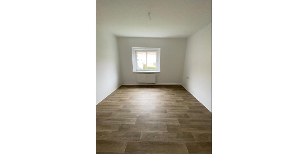 Etagenwohnung Meuselwitz - 2 Zimmer, 48 m&sup2;, 420&euro; | Angebot:26059992