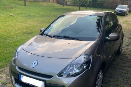 Renault Clio 78.000 km 3.900 &euro; Silbitz 07613