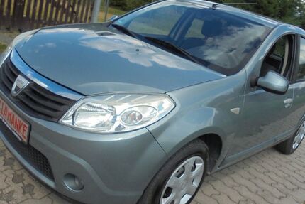 Dacia Sandero 131.820 km 1.999 &euro; Schleifreisen 07629