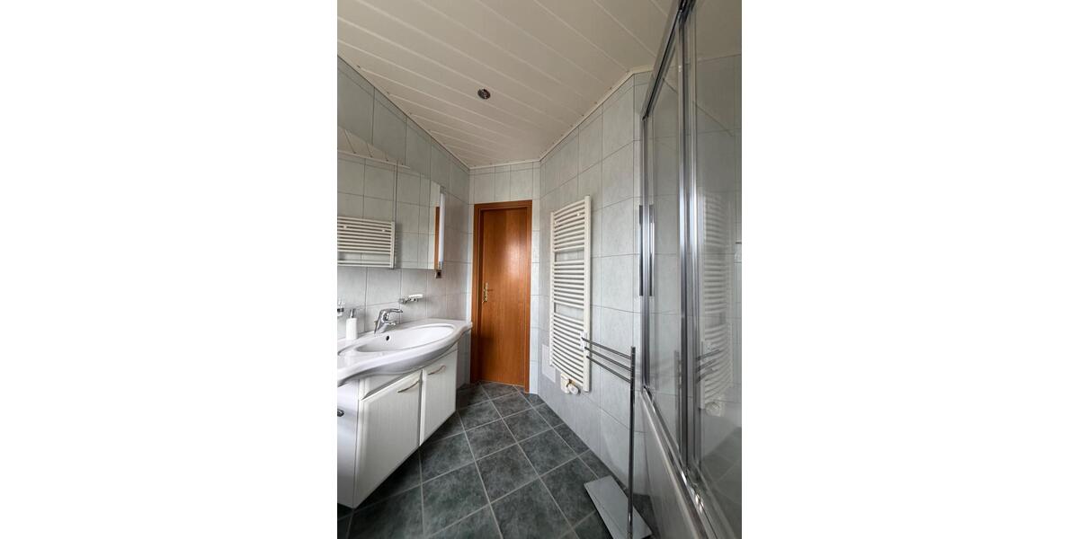 Etagenwohnung Weida - 4 Zimmer, 83 m&sup2;, 88.500&euro; | Angebot:26942154